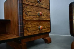Table de chevet art déco des années 1935, Tchécoslovaquie