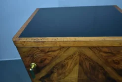 Table de chevet art déco des années 1932, Tchécoslovaquie