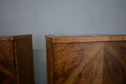 Table de chevet art déco des années 1932, Tchécoslovaquie