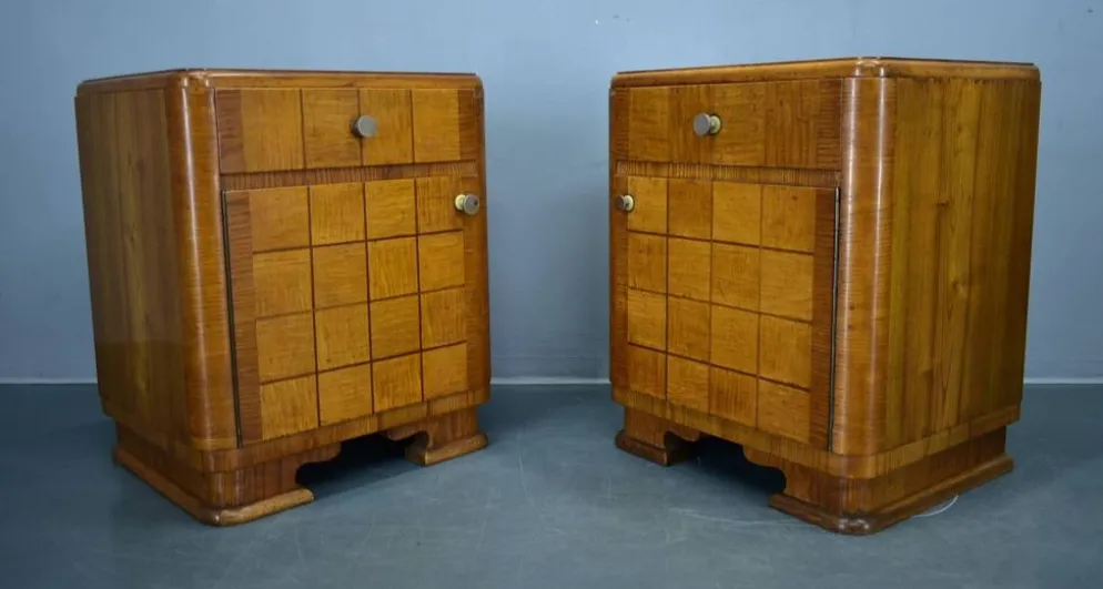 Table de chevet Art Déco des années 1940, Tchécoslovaquie