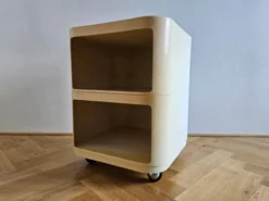 Table de chevet Componibili de milieu de siècle par Anna Castelli pour Kartell, Italie, années 1960.