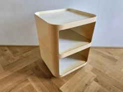 Table de chevet Componibili de milieu de siècle par Anna Castelli pour Kartell, Italie, années 1960.