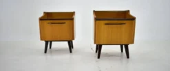 Table de chevet des années 1960 par Mojmir Požár, Tchécoslovaquie.