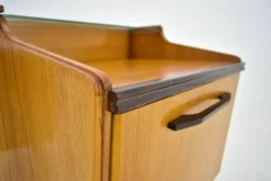 Table de chevet des années 1960 par Mojmir Požár, Tchécoslovaquie.