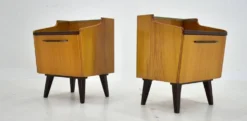 Table de chevet des années 1960 par Mojmir Požár, Tchécoslovaquie.