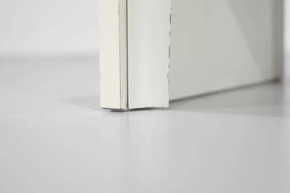 Table de chevet " DF2000 " par Raymond Loewy pour Doubinsky Frères, France,