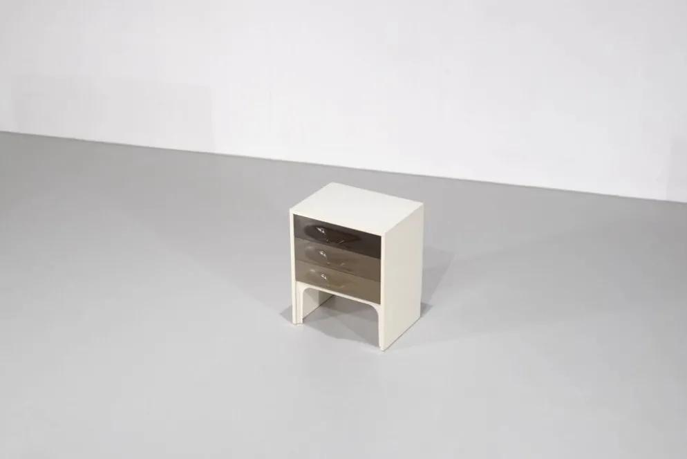 Table de chevet " DF2000 " par Raymond Loewy pour Doubinsky Frères, France,