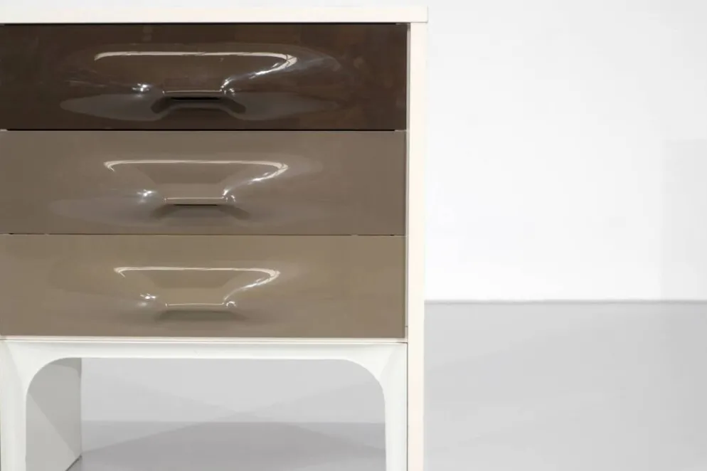 Table de chevet " DF2000 " par Raymond Loewy pour Doubinsky Frères, France,