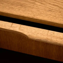 Table de chevet en chêne restaurée
