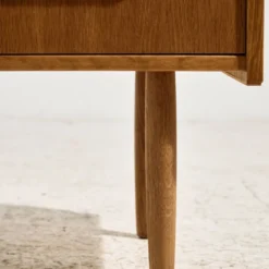 Table de chevet en chêne restaurée