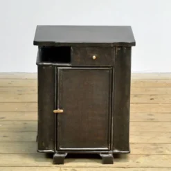 Table de chevet en fer, vers 1930