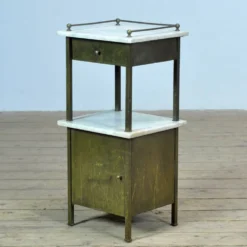 Table de chevet en laiton, vers 1900