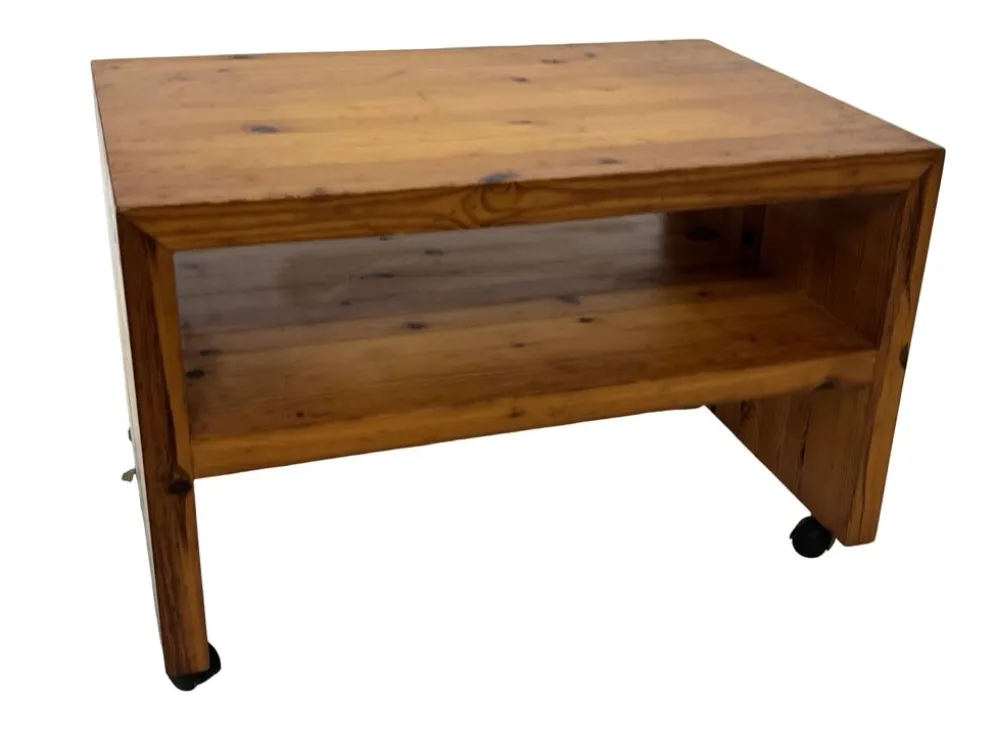 Table de chevet en pin, années 70