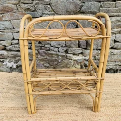 Table de chevet en rotin