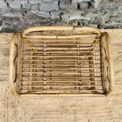 Table de chevet en rotin