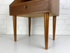 Table de chevet en teck avec étagère et tiroir, Danemark 1960