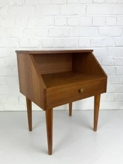 Table de chevet en teck avec étagère et tiroir, Danemark 1960