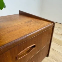 Table de chevet en teck danois, années 1960