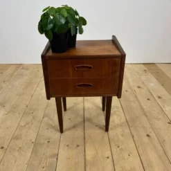 Table de chevet en teck danois, années 1960