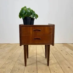 Table de chevet en teck danois, années 1960
