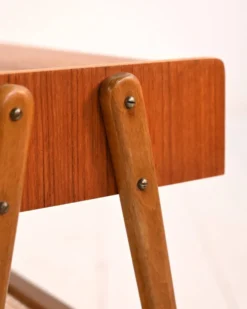 Table de chevet en teck scandinave, années 1950