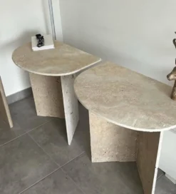 Table de chevet en travertin