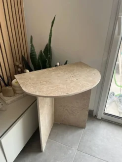 Table de chevet en travertin