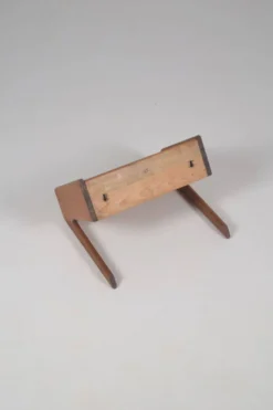 Table de chevet flottante par Sigfred Omann pour Ølholm Møbelfabrik, années 1960.