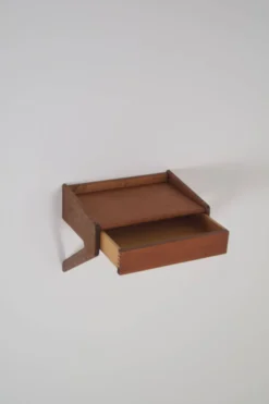 Table de chevet flottante par Sigfred Omann pour Ølholm Møbelfabrik, années 1960.
