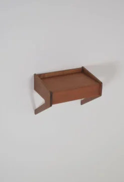 Table de chevet flottante par Sigfred Omann pour Ølholm Møbelfabrik, années 1960.