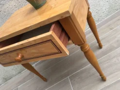Table de chevet formica vintage