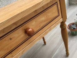 Table de chevet formica vintage