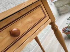 Table de chevet formica vintage