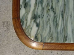 Table de chevet Louis XV en noyer avec plateau en marbre