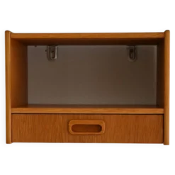 Table de chevet murale scandinave en chêne des années 1960