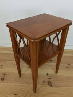 Table de chevet ou d'appoint à croisillons, bois, années 60