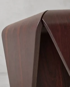 Table de chevet Petalas par Jorge Zalszupin, bois de rose
