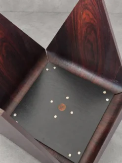 Table de chevet Petalas par Jorge Zalszupin, bois de rose