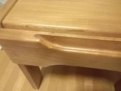 Table de chevet Regain en orme massif