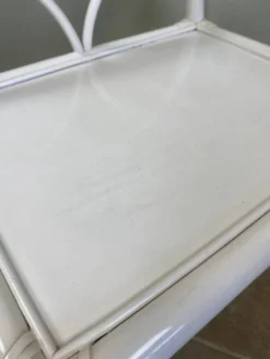 Table de chevet rotin blanc