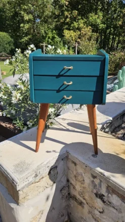 Table de chevet scandinave