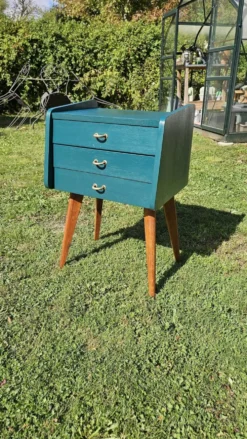 Table de chevet scandinave