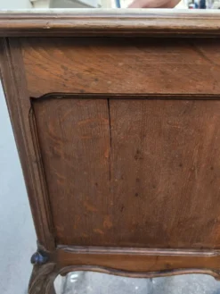 Table de chevet style Louis XV