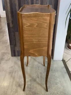 Table de chevet un tiroir une niche style Louis XV