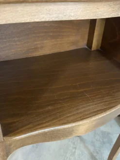 Table de chevet un tiroir une niche style Louis XV