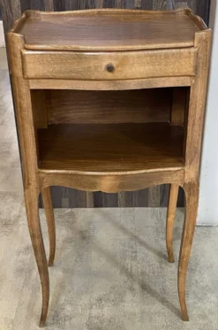 Table de chevet un tiroir une niche style Louis XV