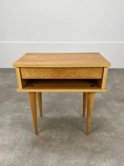 Table de chevet vintage bois blond, années 60
