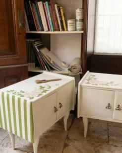 Table de chevet vintage en bois