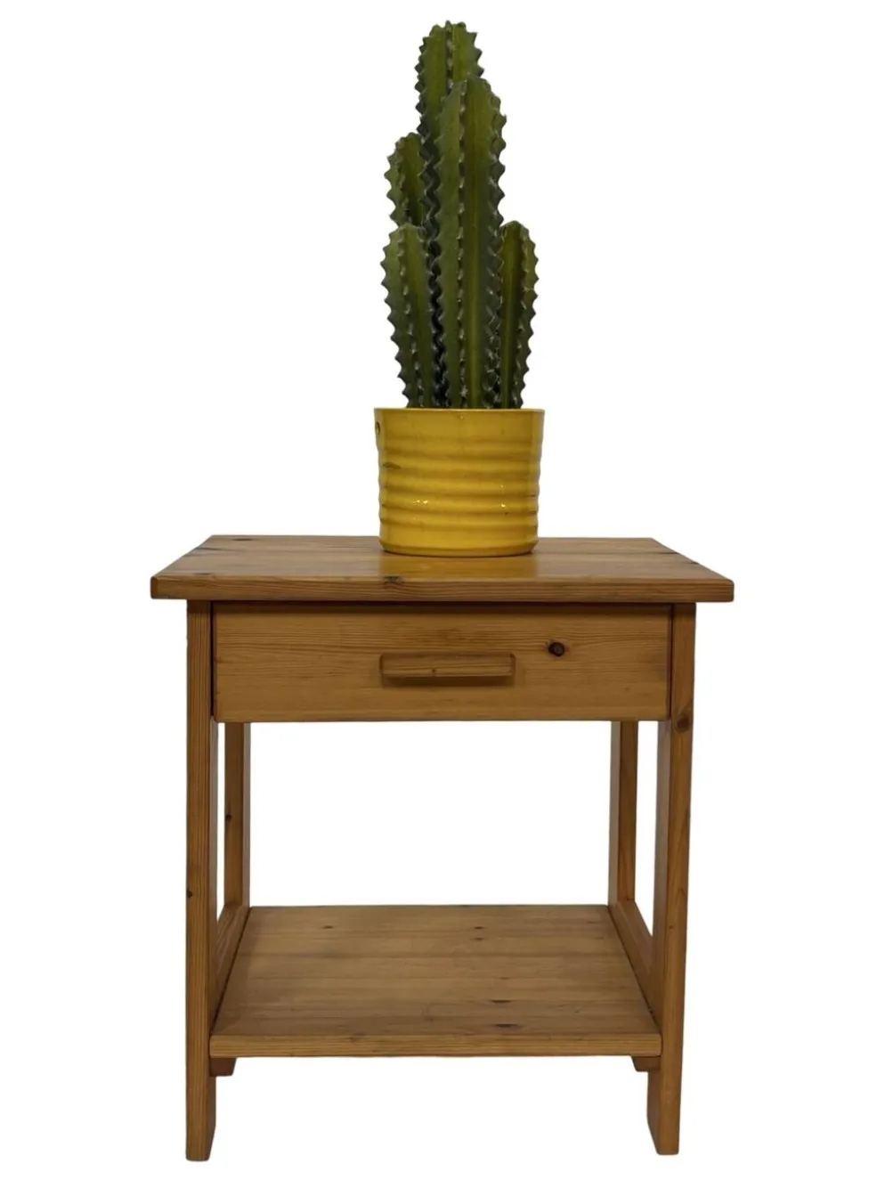 Table de chevet vintage en pin au design compact des années 70