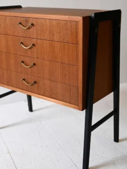Table de chevet vintage scandinave en teck avec quatre tiroirs